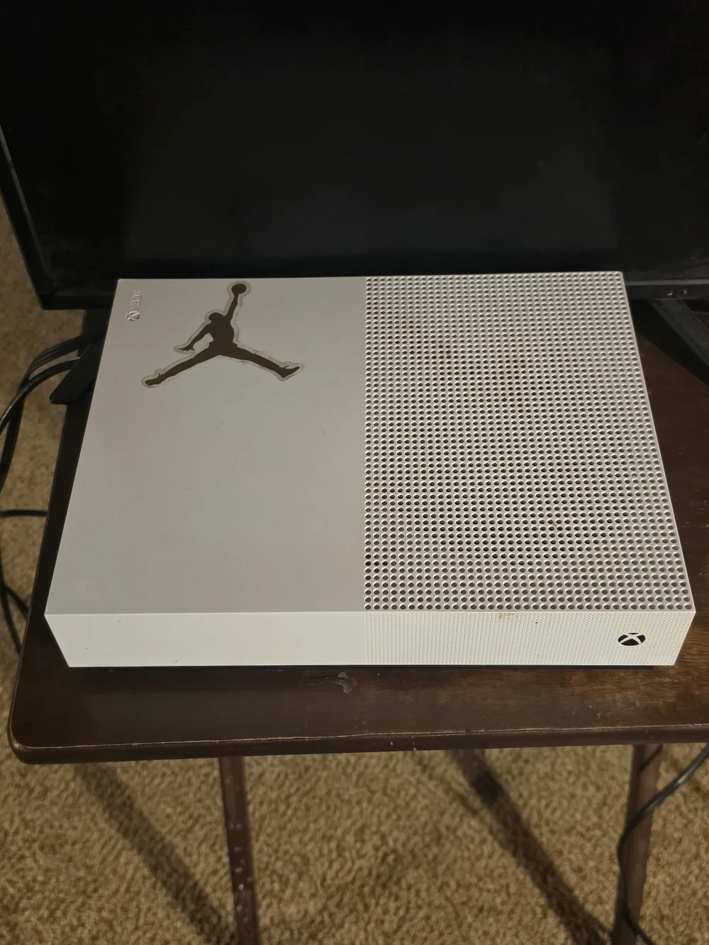 Xbox One S Digital White Console with Jordan Logo Accent With One Contoller